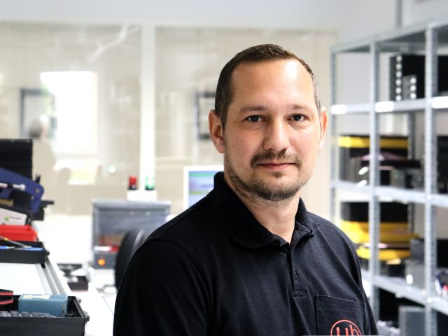 A portrait of Micro-Hybrid production manager Steve Körbs.