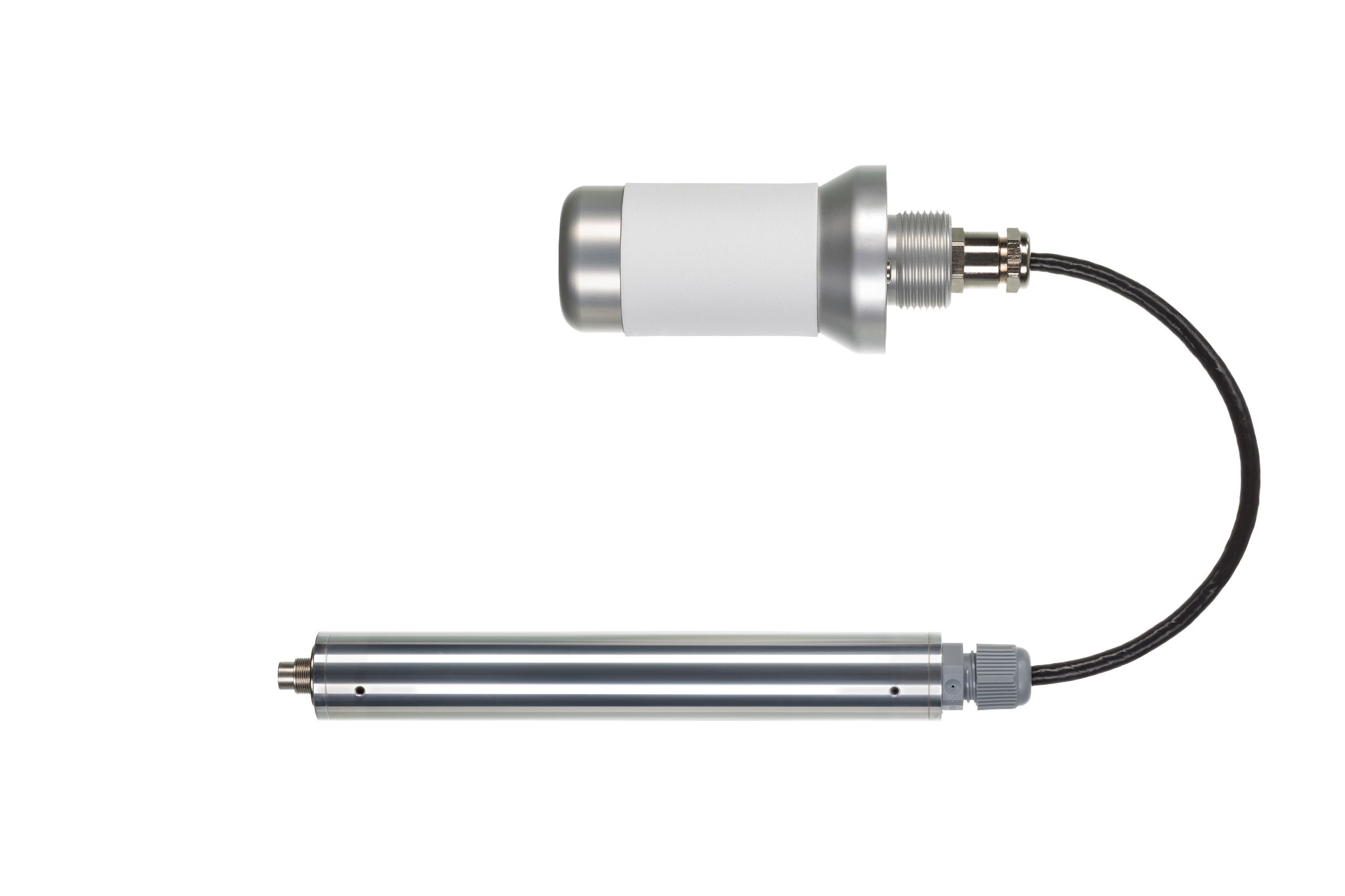 NDIR Gassensor auf weißem Hintergrund